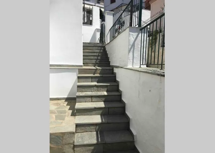 Small Garden Apartament