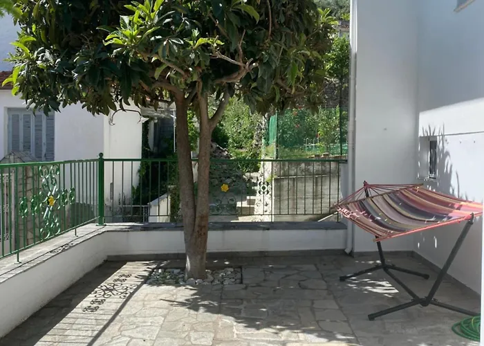 Small Garden Kawala